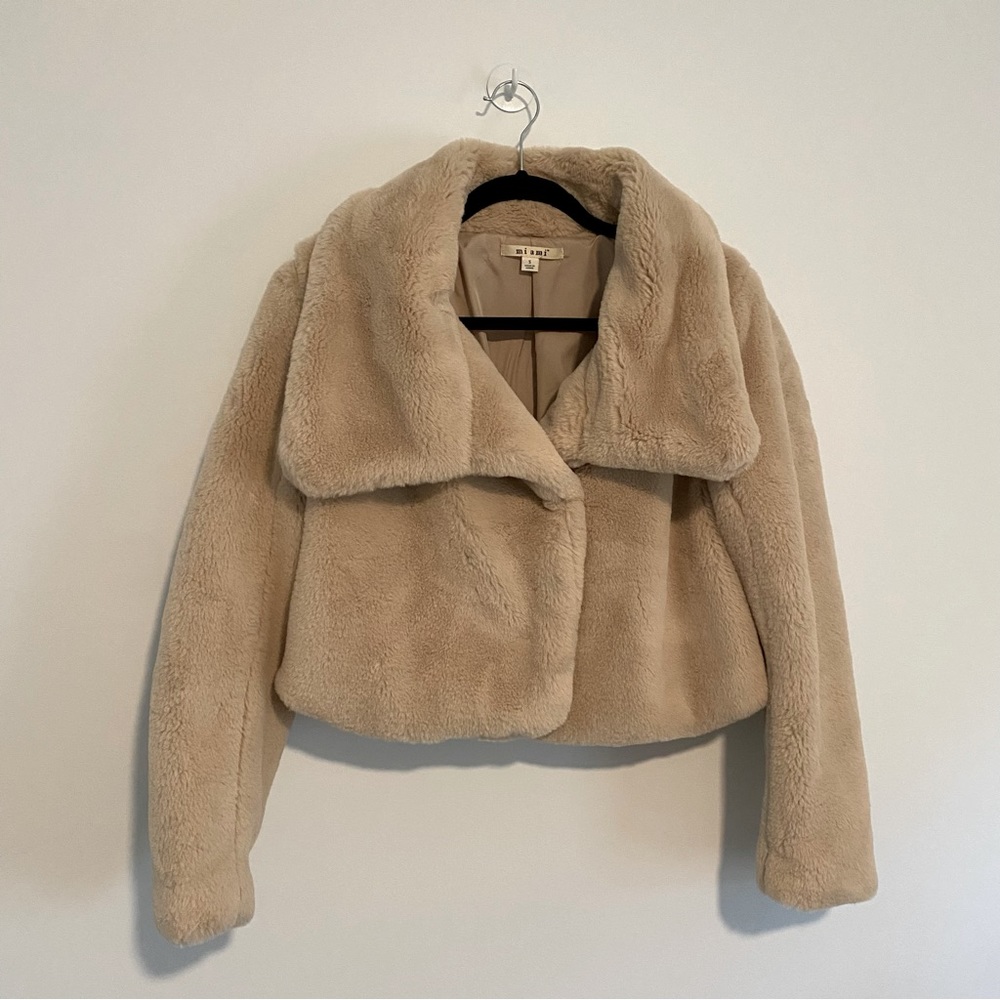 FRANCESCA’S MIAMI Fur Crop Jacket style # MU41026 size S